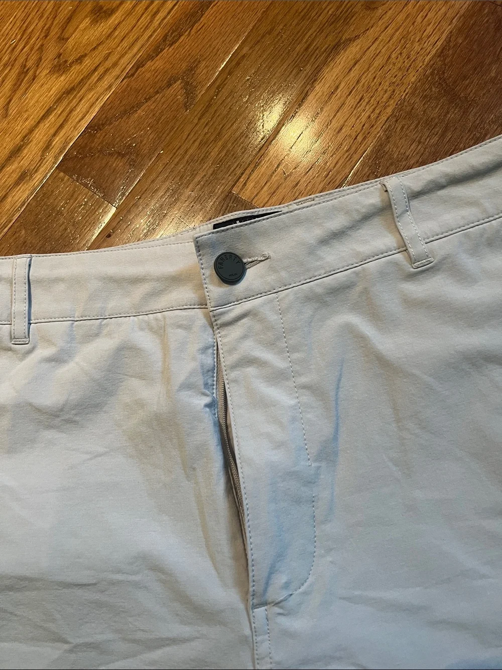 Faherty men’s 34 shorts NEW— NEEDS A ZIPPER
